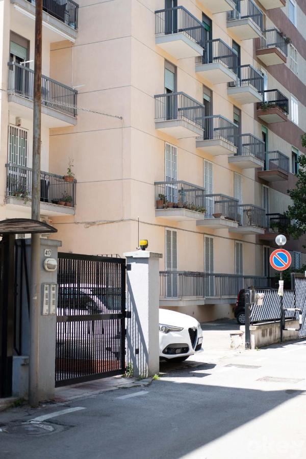 Cozy Apartments De Gasperi Bari Exteriör bild